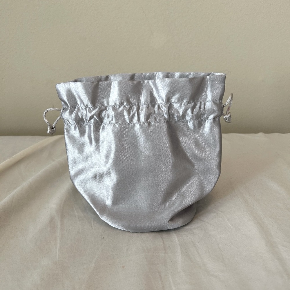 Brand New - La Prairie - Make Up Pouch